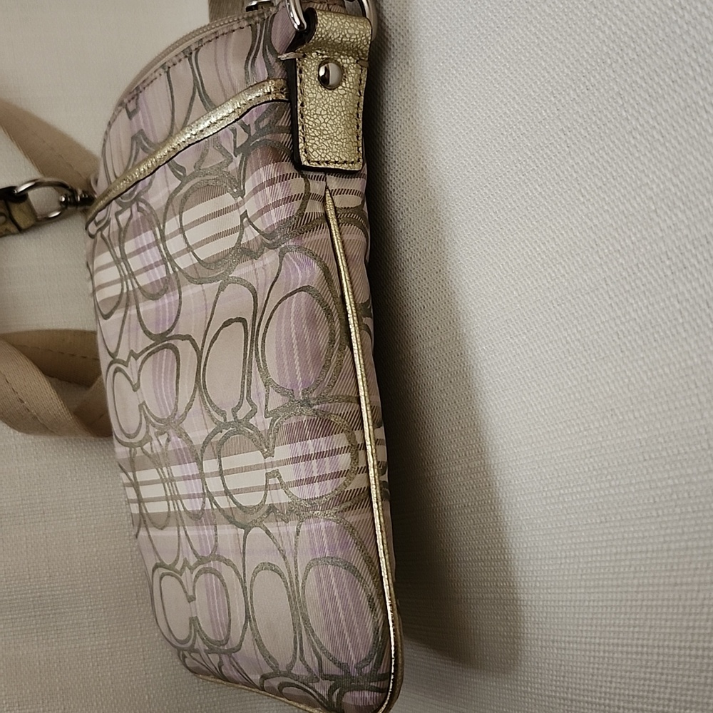 Coach Signature C Small Crossbody Bag - Picture 6 of 8